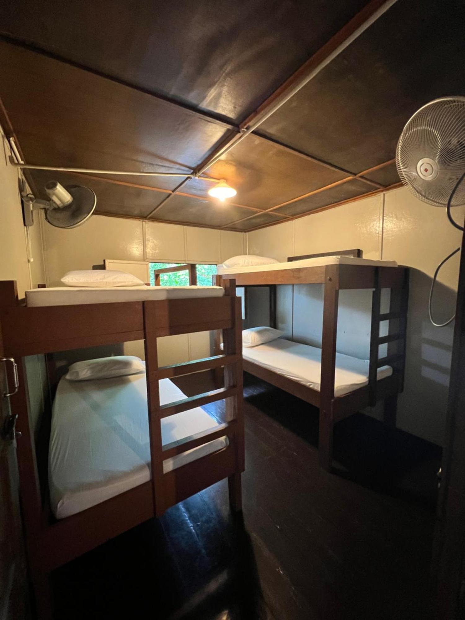 Ohlala Guesthouse Perhentian Islands Ngoại thất bức ảnh